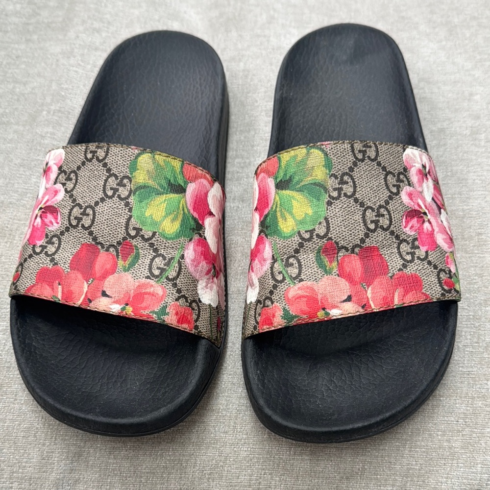 Gucci Bloom Floral GG Sandals